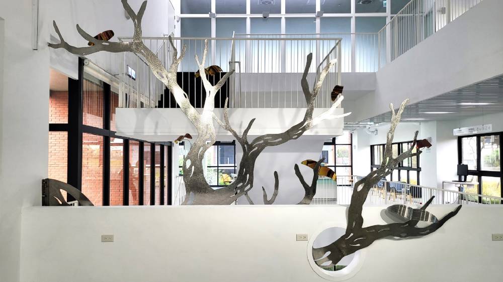 上楓圖書館公共藝術「育樹臨楓」獲美國繆思設計獎及泰坦地產大獎雙國際肯定